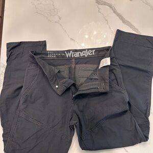 Men’s 30x30 wrangler ATG pants